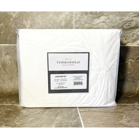 Pinched Pleat 3 Piece Duvet Cover Set - White (King) - Threshold - Picture 4 of 6